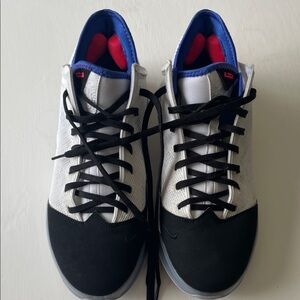 Nike Men's Black, White, and Blue Athletic Shoes